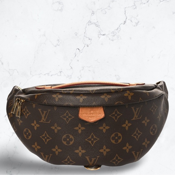 Louis Vuitton Handbags - Louis Vuitton Monogram Bumbag